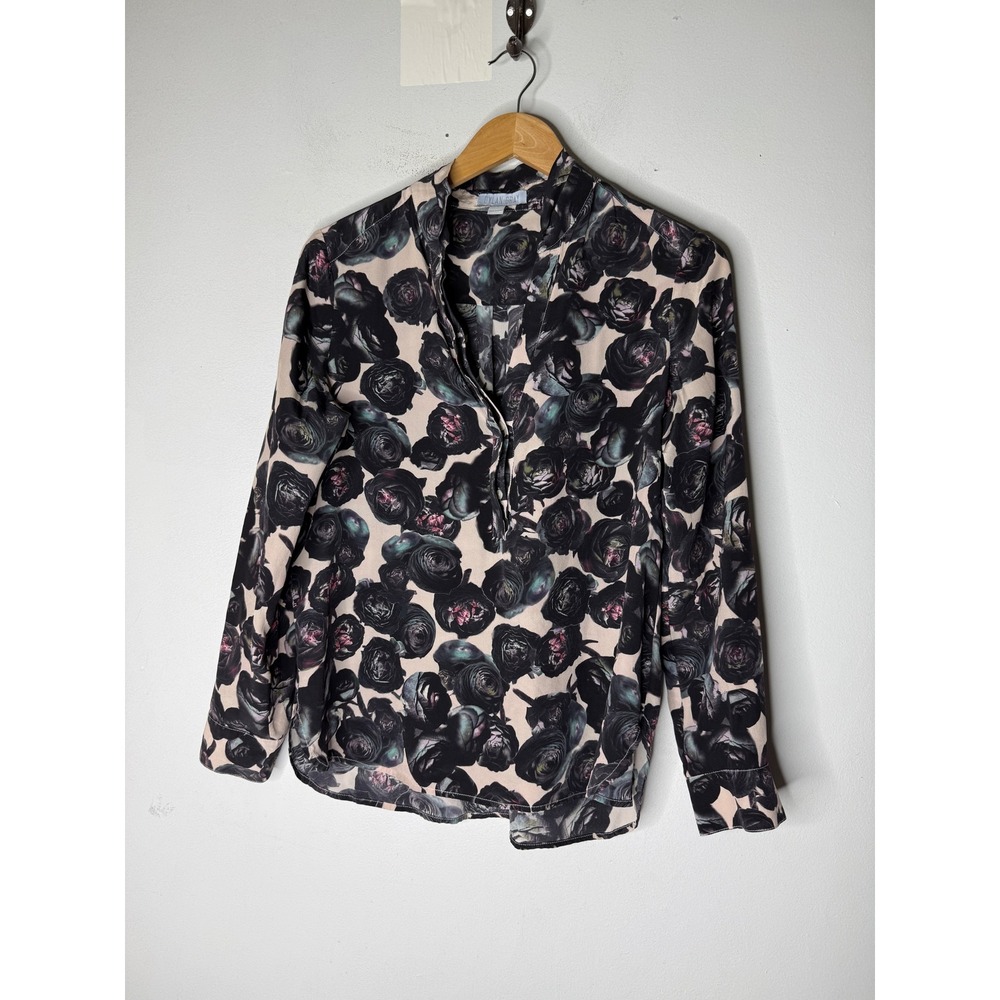 Dylan gray‎ black floral silk
V neck long sleeve top small
